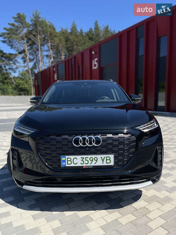 Внедорожник / Кроссовер Audi Q4 e-tron 2021 в Львове