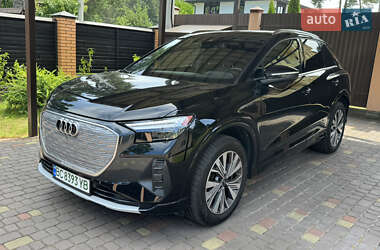 Внедорожник / Кроссовер Audi Q4 e-tron 2023 в Львове