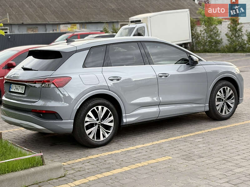 Позашляховик / Кросовер Audi Q4 e-tron 2023 в Києві