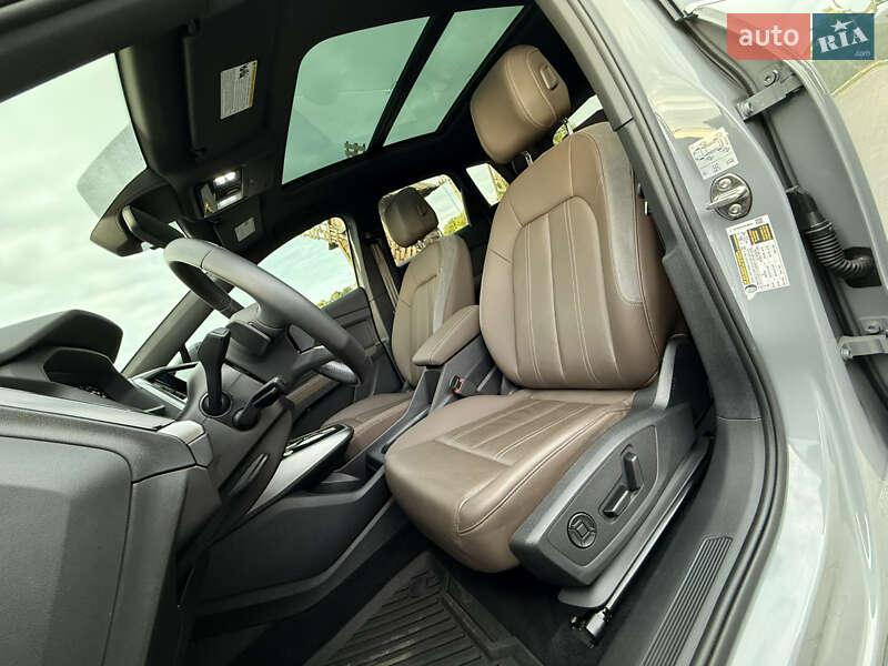 Позашляховик / Кросовер Audi Q4 e-tron 2023 в Києві