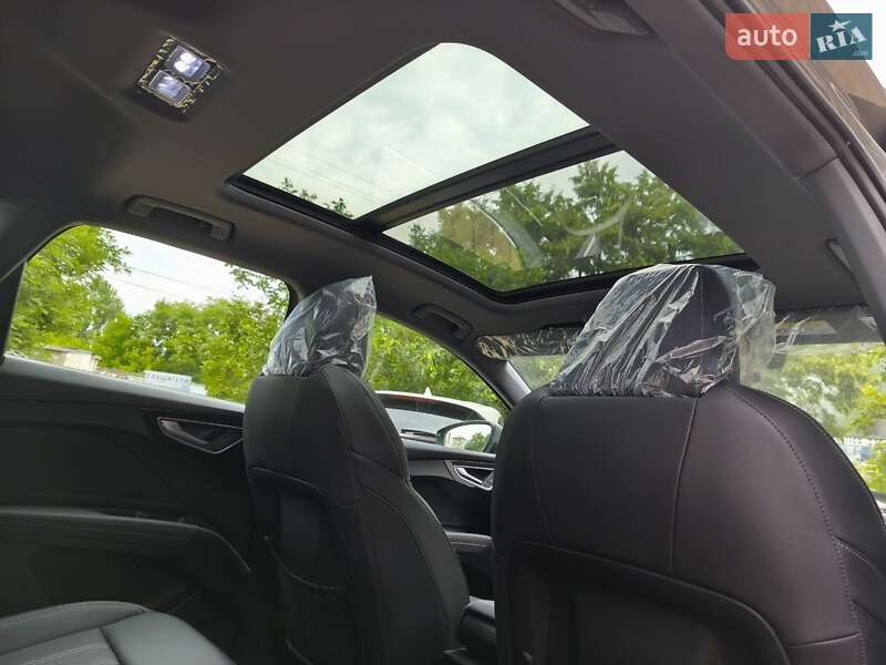Внедорожник / Кроссовер Audi Q4 e-tron 2025 в Одессе