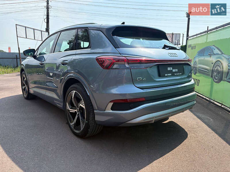Позашляховик / Кросовер Audi Q4 e-tron 2023 в Києві