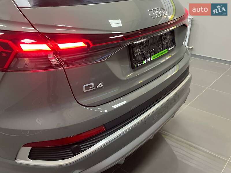 Позашляховик / Кросовер Audi Q4 e-tron 2025 в Черкасах