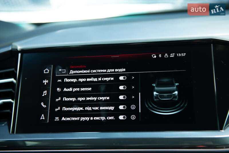 Позашляховик / Кросовер Audi Q4 e-tron 2022 в Мукачевому