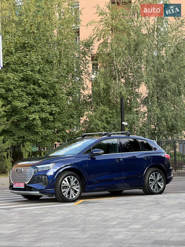 Позашляховик / Кросовер Audi Q4 e-tron 2023 в Києві