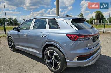 Позашляховик / Кросовер Audi Q4 e-tron 2025 в 
