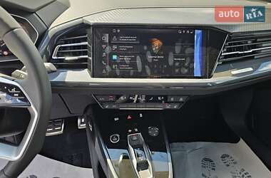 Позашляховик / Кросовер Audi Q4 e-tron 2025 в 