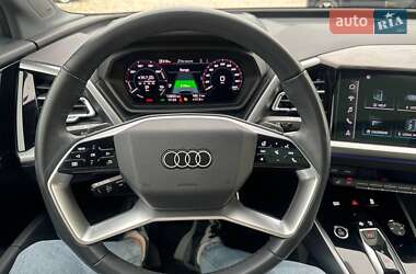 Внедорожник / Кроссовер Audi Q4 e-tron 2023 в 