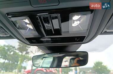 Внедорожник / Кроссовер Audi Q4 e-tron 2025 в 