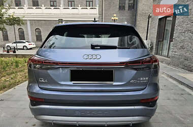 Внедорожник / Кроссовер Audi Q4 e-tron 2023 в 