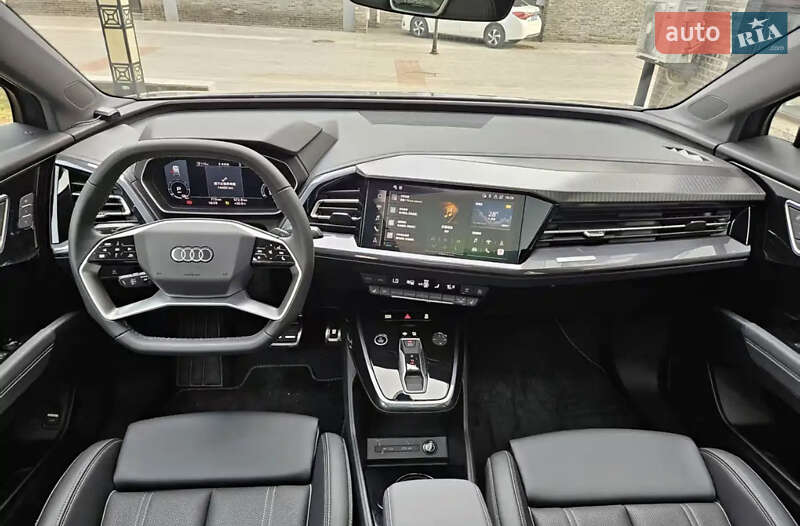Внедорожник / Кроссовер Audi Q4 e-tron 2023 в Львове