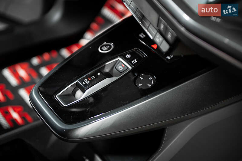 Внедорожник / Кроссовер Audi Q4 e-tron 2022 в Одессе