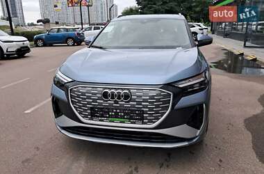 Внедорожник / Кроссовер Audi Q4 e-tron 2025 в 