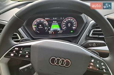 Внедорожник / Кроссовер Audi Q4 e-tron 2023 в 