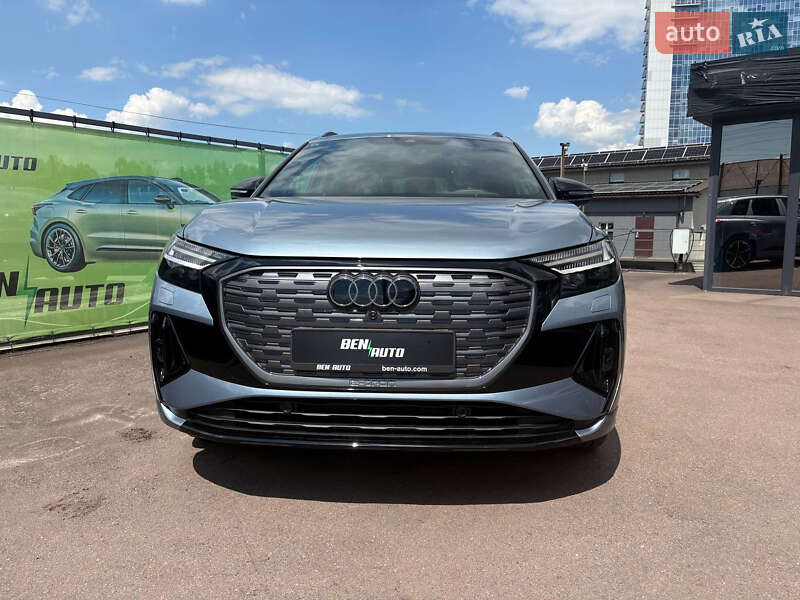 Внедорожник / Кроссовер Audi Q4 e-tron 2024 в Киеве