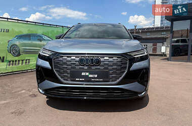 Внедорожник / Кроссовер Audi Q4 e-tron 2024 в 