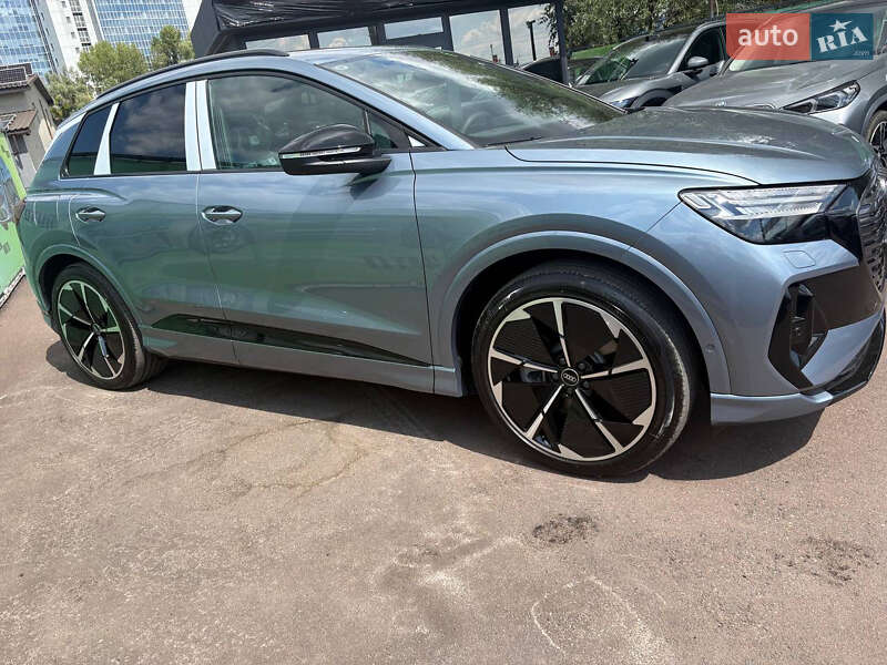 Внедорожник / Кроссовер Audi Q4 e-tron 2024 в Киеве