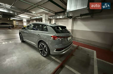 Внедорожник / Кроссовер Audi Q4 e-tron 2023 в 