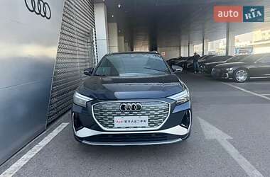 Внедорожник / Кроссовер Audi Q4 e-tron 2024 в 