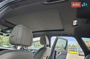 Внедорожник / Кроссовер Audi Q4 e-tron 2023 в 