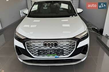 Внедорожник / Кроссовер Audi Q4 e-tron 2025 в 