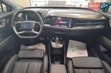 Внедорожник / Кроссовер Audi Q4 e-tron 2025 в 