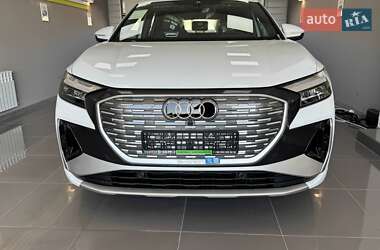 Внедорожник / Кроссовер Audi Q4 e-tron 2025 в 