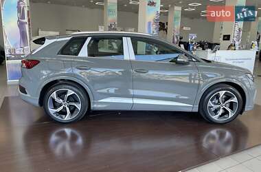 Внедорожник / Кроссовер Audi Q4 e-tron 2025 в 