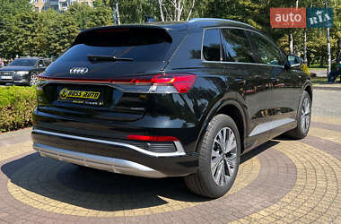 Внедорожник / Кроссовер Audi Q4 e-tron 2022 в 