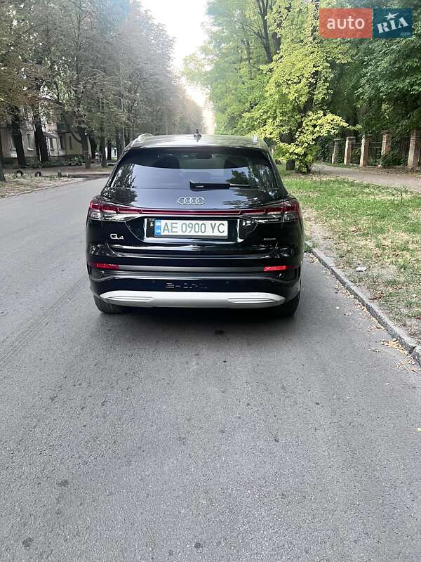 Позашляховик / Кросовер Audi Q4 e-tron 2022 в Дніпрі