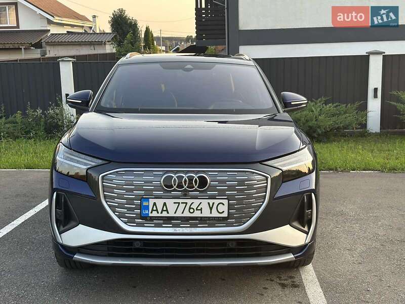 Внедорожник / Кроссовер Audi Q4 e-tron 2023 в Киеве