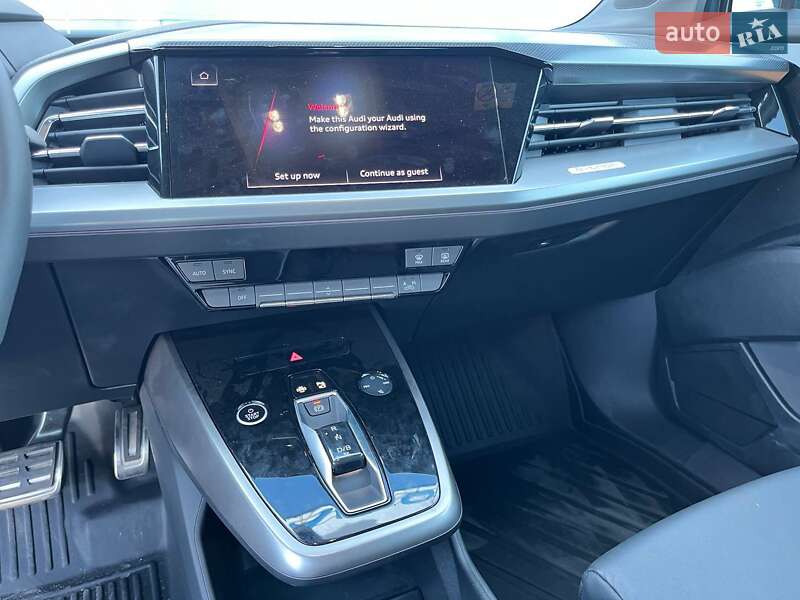 Внедорожник / Кроссовер Audi Q4 e-tron 2023 в Киеве