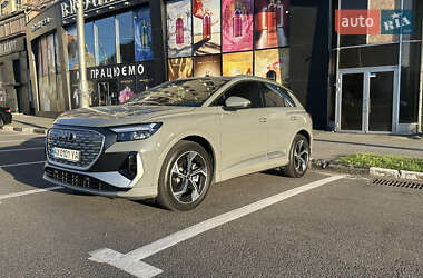 Внедорожник / Кроссовер Audi Q4 e-tron 2024 в Харькове