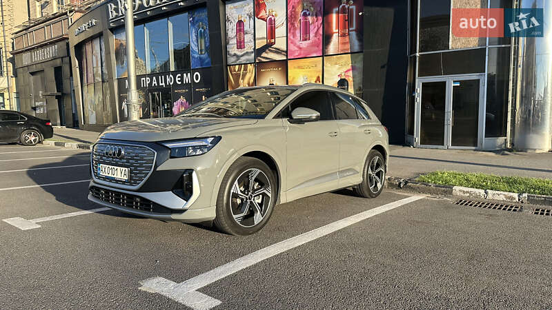 Audi Q4 e-tron 2024