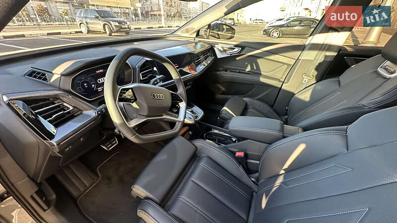 Позашляховик / Кросовер Audi Q4 e-tron 2024 в Харкові