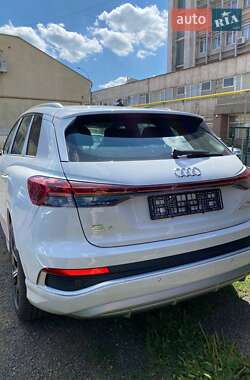 Внедорожник / Кроссовер Audi Q4 e-tron 2025 в 