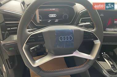 Внедорожник / Кроссовер Audi Q4 e-tron 2025 в 