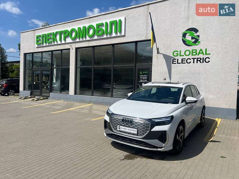 Audi Q4 e-tron 2023