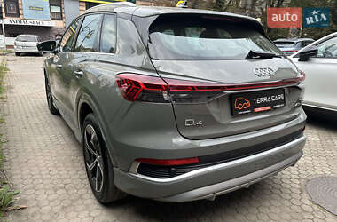 Внедорожник / Кроссовер Audi Q4 e-tron 2023 в 