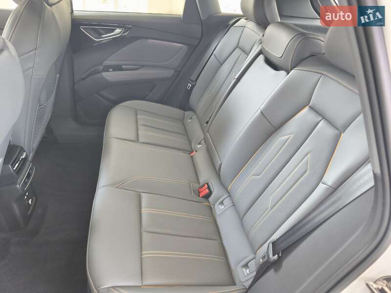Внедорожник / Кроссовер Audi Q4 e-tron 2025 в Харькове фото 9 Внедорожник / Кроссовер Audi Q4 e-tron 2025 в Харькове