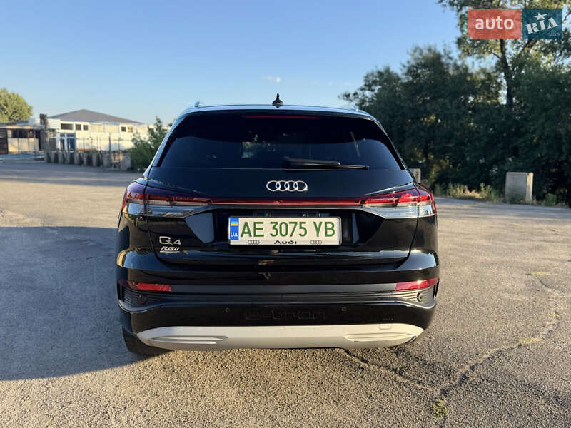 Внедорожник / Кроссовер Audi Q4 e-tron 2023 в Днепре