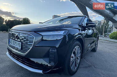 Внедорожник / Кроссовер Audi Q4 e-tron 2023 в 
