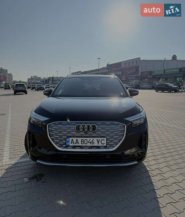 Внедорожник / Кроссовер Audi Q4 e-tron 2021 в Киеве