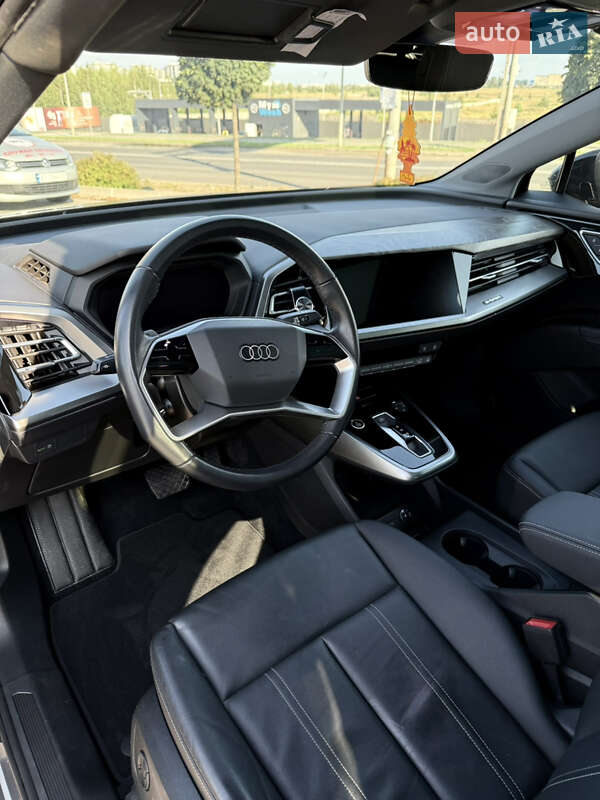 Внедорожник / Кроссовер Audi Q4 e-tron 2021 в Киеве