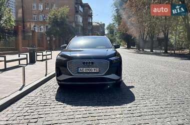 Внедорожник / Кроссовер Audi Q4 e-tron 2022 в Днепре