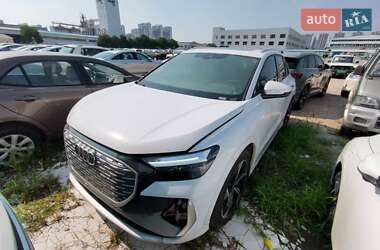 Позашляховик / Кросовер Audi Q4 e-tron 2024 в Києві