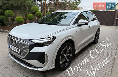 Позашляховик / Кросовер Audi Q4 e-tron 2023 в Дніпрі