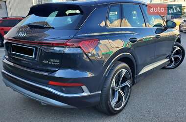 Внедорожник / Кроссовер Audi Q4 e-tron 2024 в 