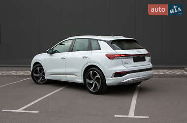 Внедорожник / Кроссовер Audi Q4 e-tron 2025 в 