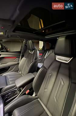 Внедорожник / Кроссовер Audi Q4 e-tron 2023 в 